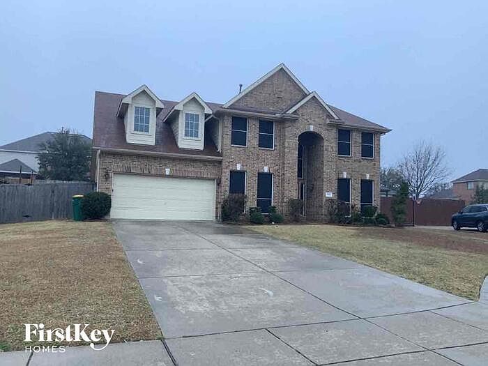 1st image of 906 Countryside Dr