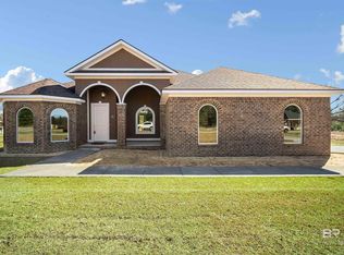 188 Hampton Ridge Ct, Mobile, AL 36608