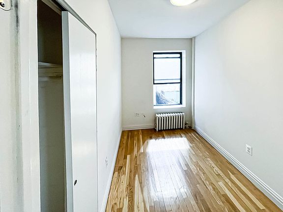 4th image of 206 E 67th St APT 31