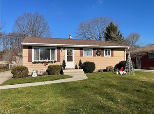 140 Bermont Ave, Munroe Falls, OH 44262