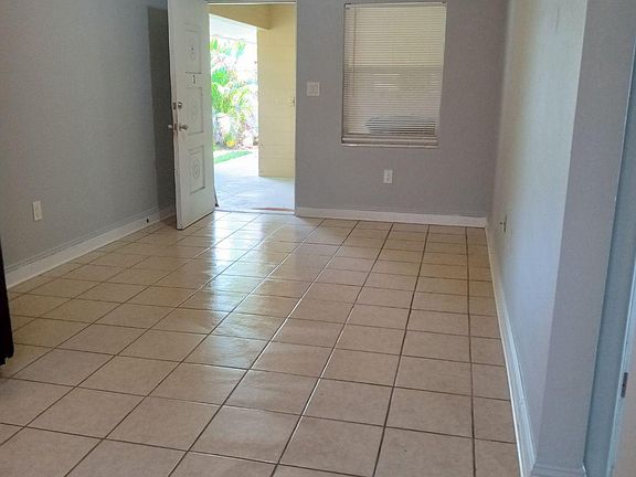 unit 3 living room