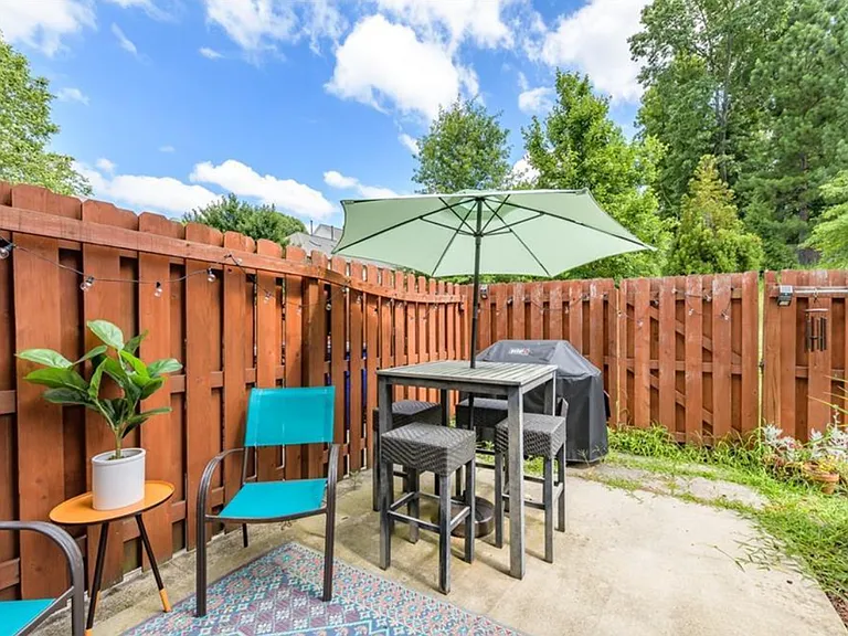 4830 Sterling Brooke Ln — Photo 20
