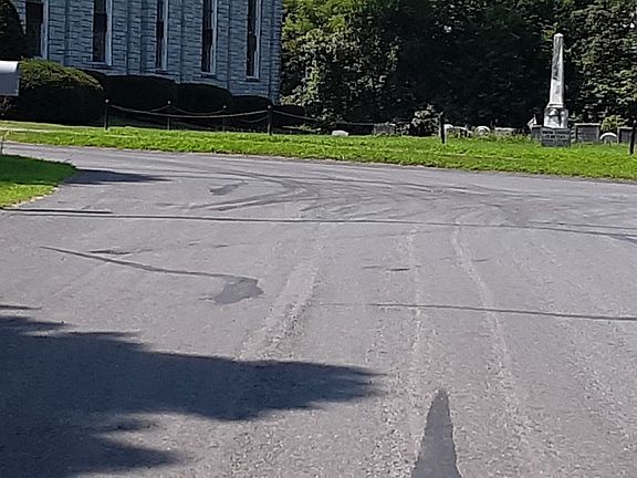 4th image of 289 King St