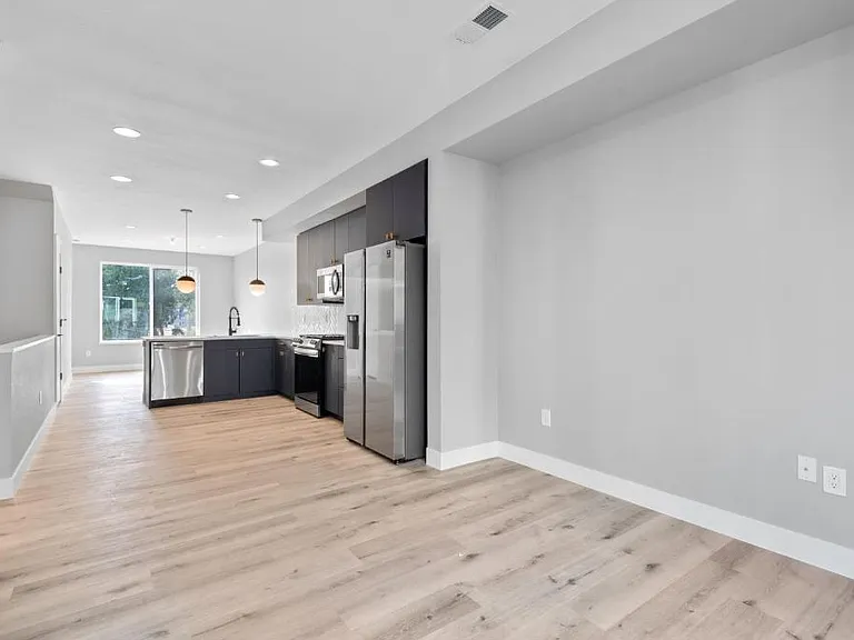 4925 W 10th Ave #105 — Photo 6