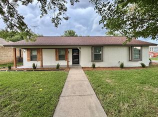 6561 Windrock Dr, Watauga, TX 76148