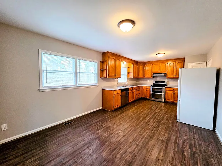 2891 Farrs Bridge Rd — Photo 12