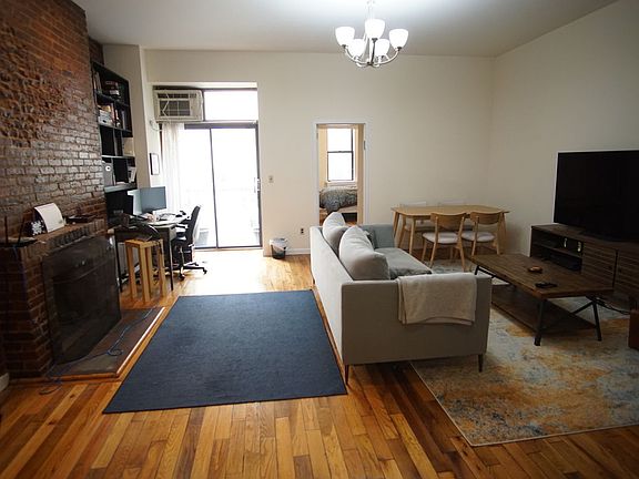 3rd image of 7 W 73rd St APT 2B