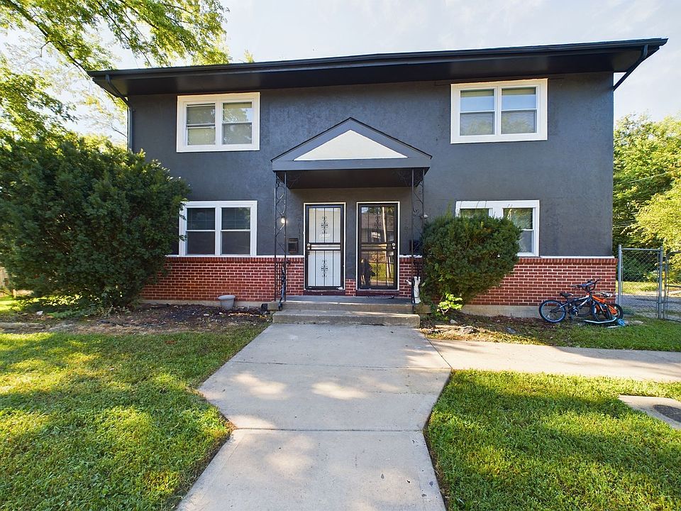 1st image of 3609-3611 E 69th St