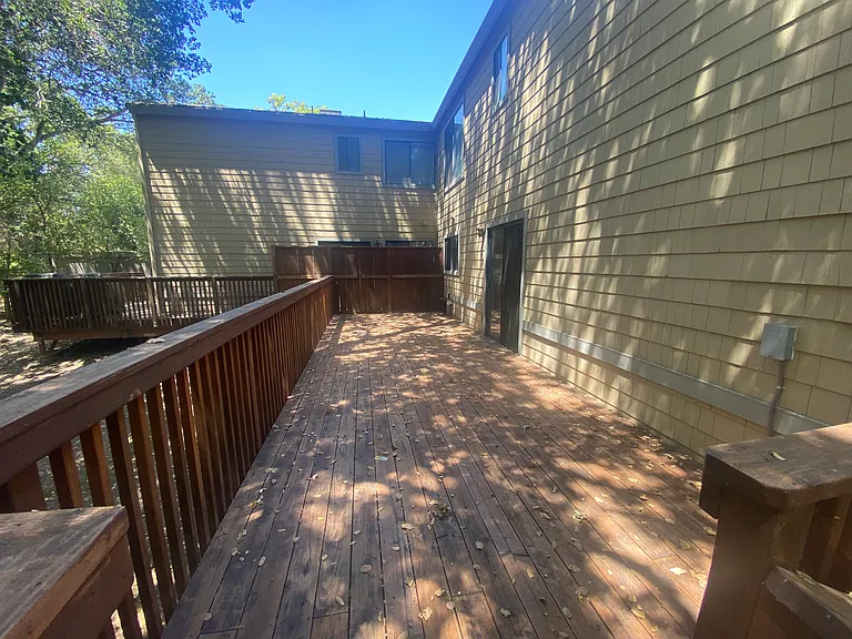 11 Burgundy Way — Photo 20