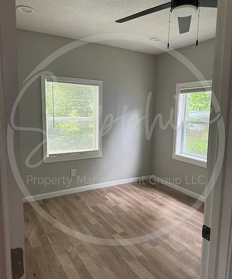 7411 Montgall Ave — Photo 13