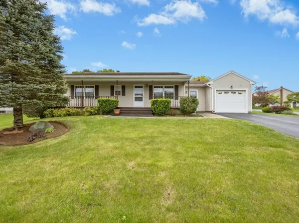 28 Deacon St Unit 28, Northborough, MA 01532
