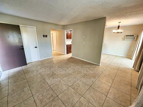 3rd image of 1865 E Grand Ave #D