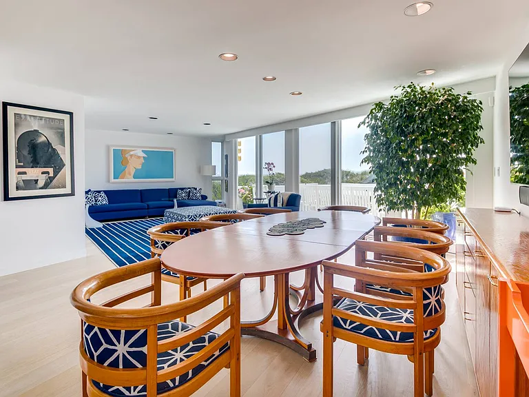 179 Mid Ocean Dr — Photo 10