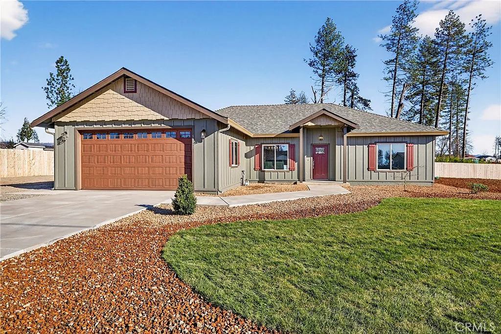 5700 Woodglen Dr photo 1