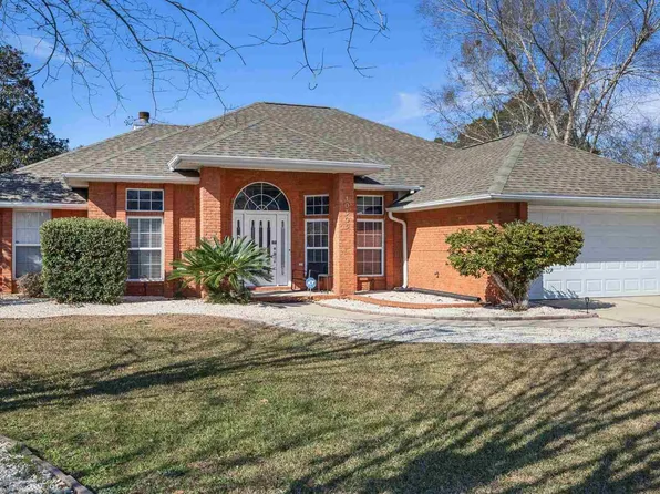 10305 Nightwind Dr, Cantonment, FL 32533