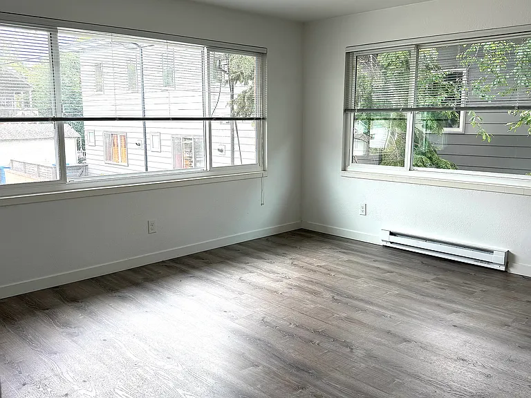 5220 California Ave SW #31 — Photo 5