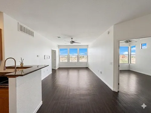 6900 E Princess Dr Photo 1