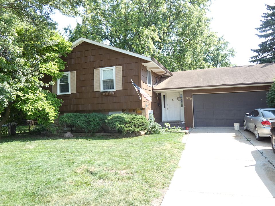 1st image of 629 Armitage Ave