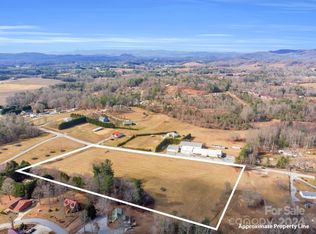 53 Owensby Rd, Hendersonville, NC 28792