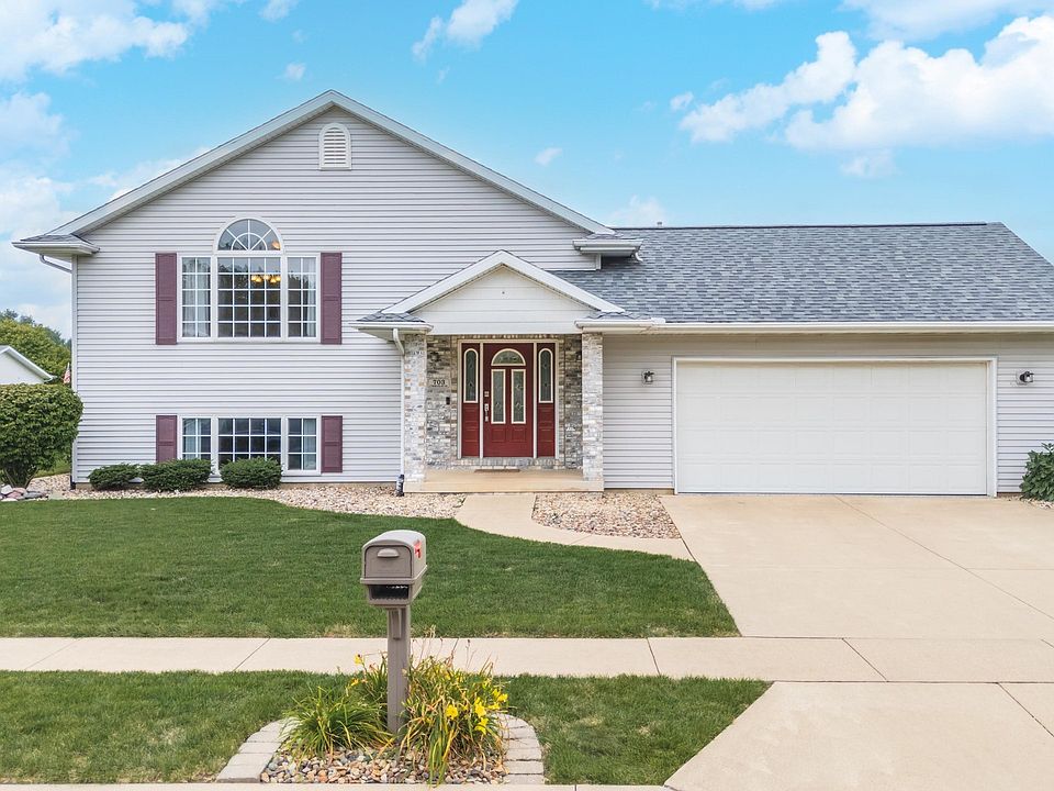 1st image of 703 N Cimmeron Dr