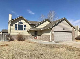 2311 Paddington Ave, Newton, KS 67114