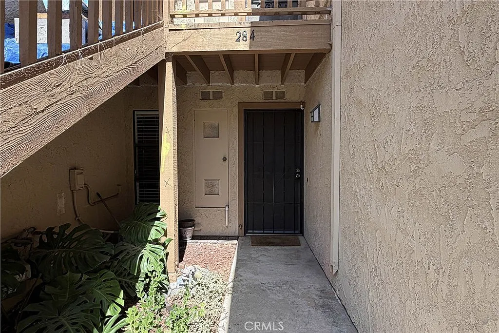 2 bed, 868 sqft, $3,400 — Photo 3