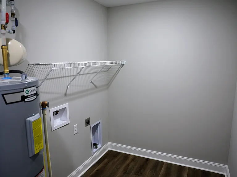 5001 Melana Way — Photo 7