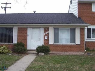 34854 Wurfel St, Clinton Township, MI 48035