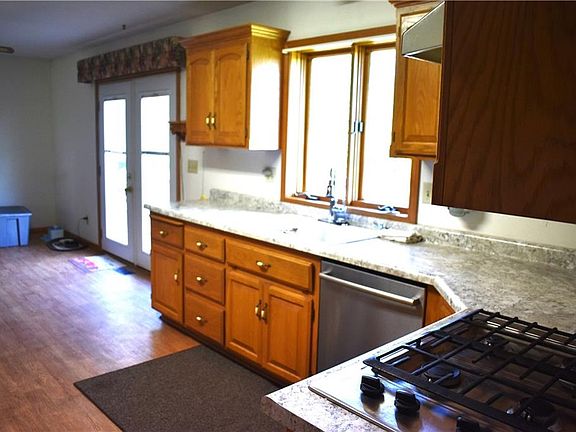 5th image of 515 E Sheridan St