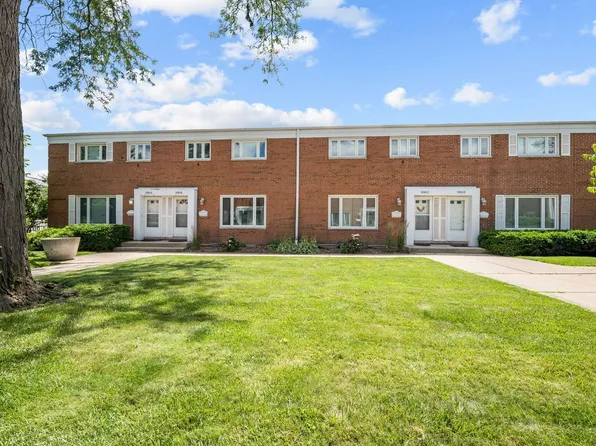 1050 Higgins Rd Unit B, Park Ridge, IL 60068