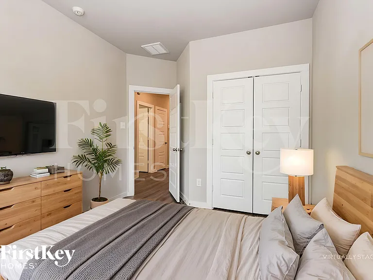 305 N Centro Cir — Photo 16