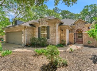 66 S Castlegreen Cir, Spring, TX 77381