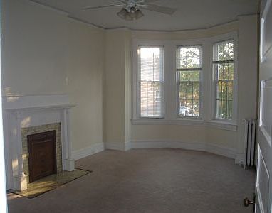 5th image of 2900 W Grace St
