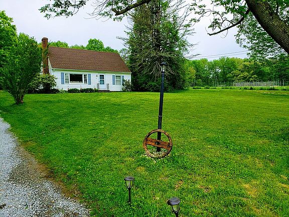 Beautiful Front Yard