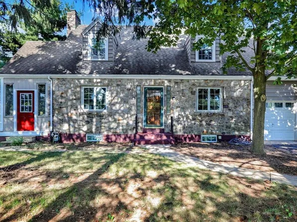 609 Gravel Pike, East Greenville, PA 18041