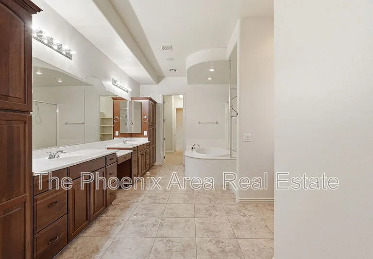 3417 S Valerie Dr — Photo 43