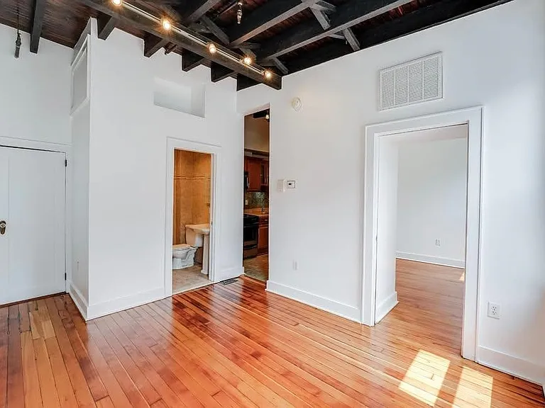 807 Garden St — Photo 9