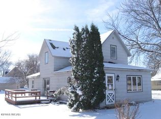 512 E Maple St, Sacred Heart, MN 56285