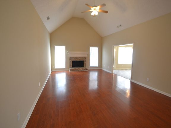 2nd image of 3865 Carriage Downs Ct