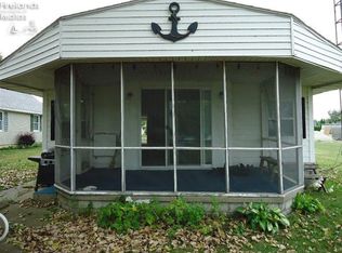 3115 W Wayne Rd, Port Clinton, OH 43452