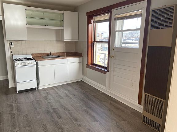 3rd image of 4852 W Diversey Ave APT 3F