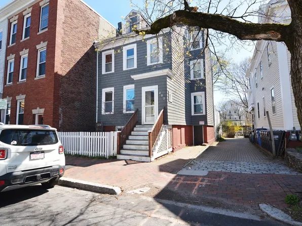 202 Harvard St, Cambridge, MA 02139