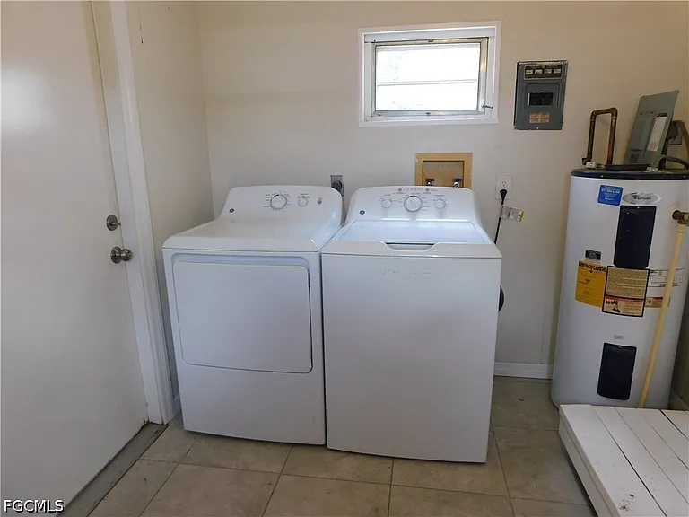 287 Poe Ave — Photo 12