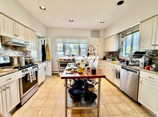 59 Ossipee Rd #1T, Somerville, MA 02144