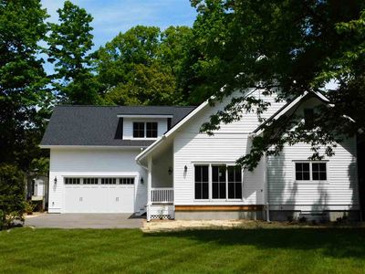 558 E Lake St #1, Harbor Springs, MI, 49740