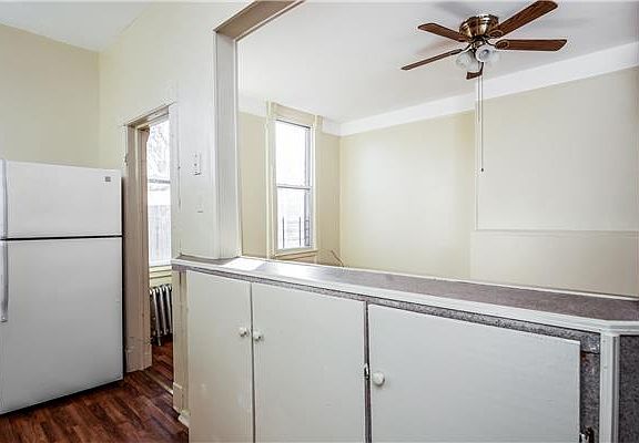5th image of 554 Central Ave #4