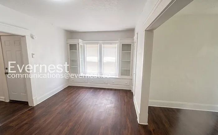 3353 E 132nd St — Photo 6