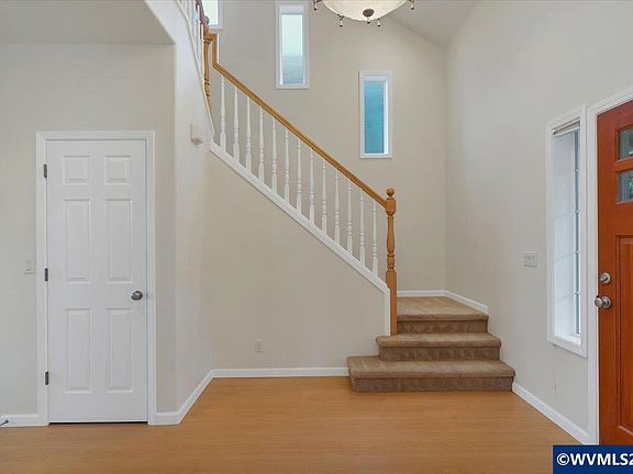 4th image of 2737 Fillmore Ave NW