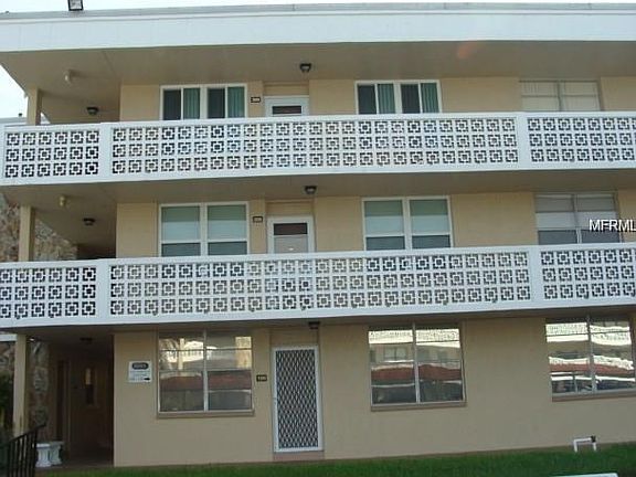 4th image of 5095 Bay St NE APT 202