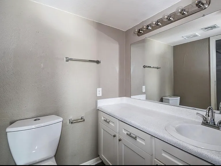 8529 Hearth Dr #25 — Photo 12